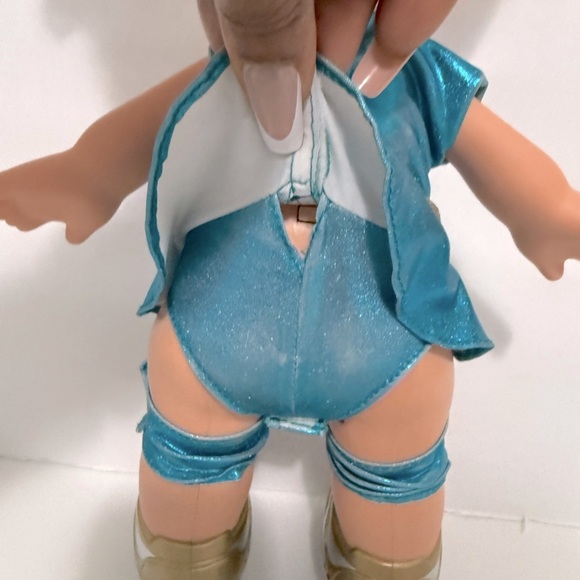 16โ Bratz Babyz Super Skaterz Cloe Doll - Picture 9 of 13